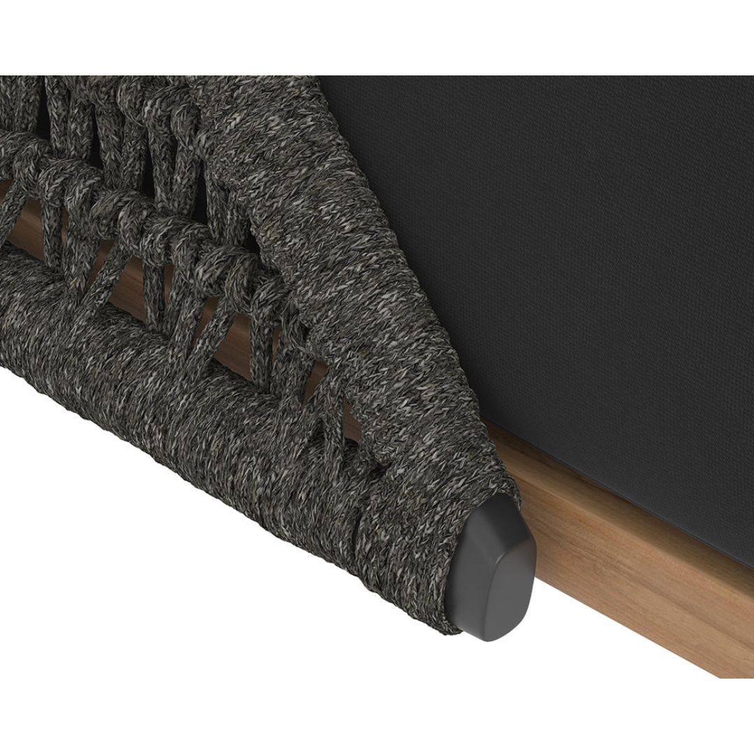 Ainsley Outdoor Lounge Chair