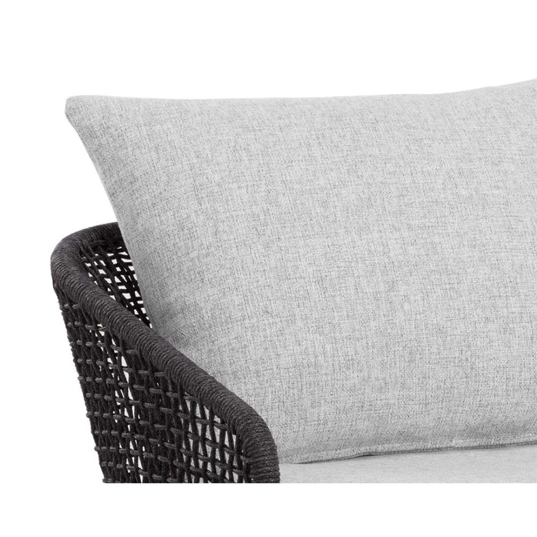 Caden Outdoor Lounge Chair