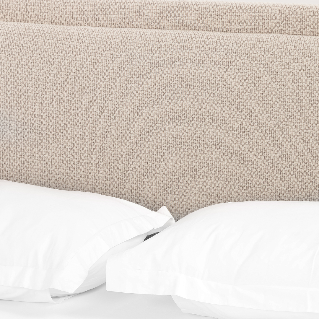 Delouise Bed