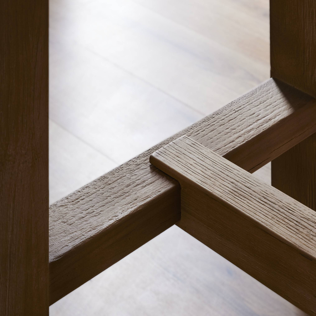 Manzo Bar Table