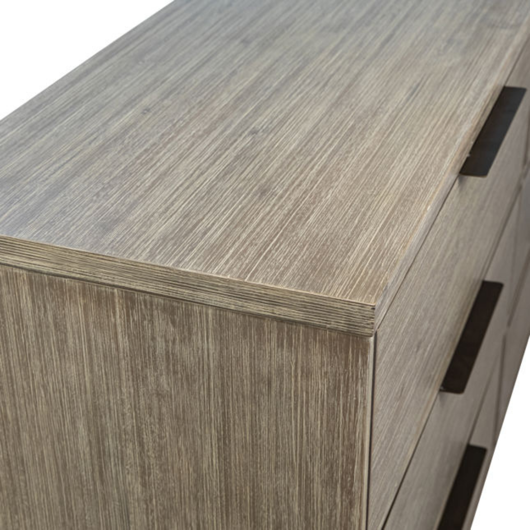 Jovi Dresser