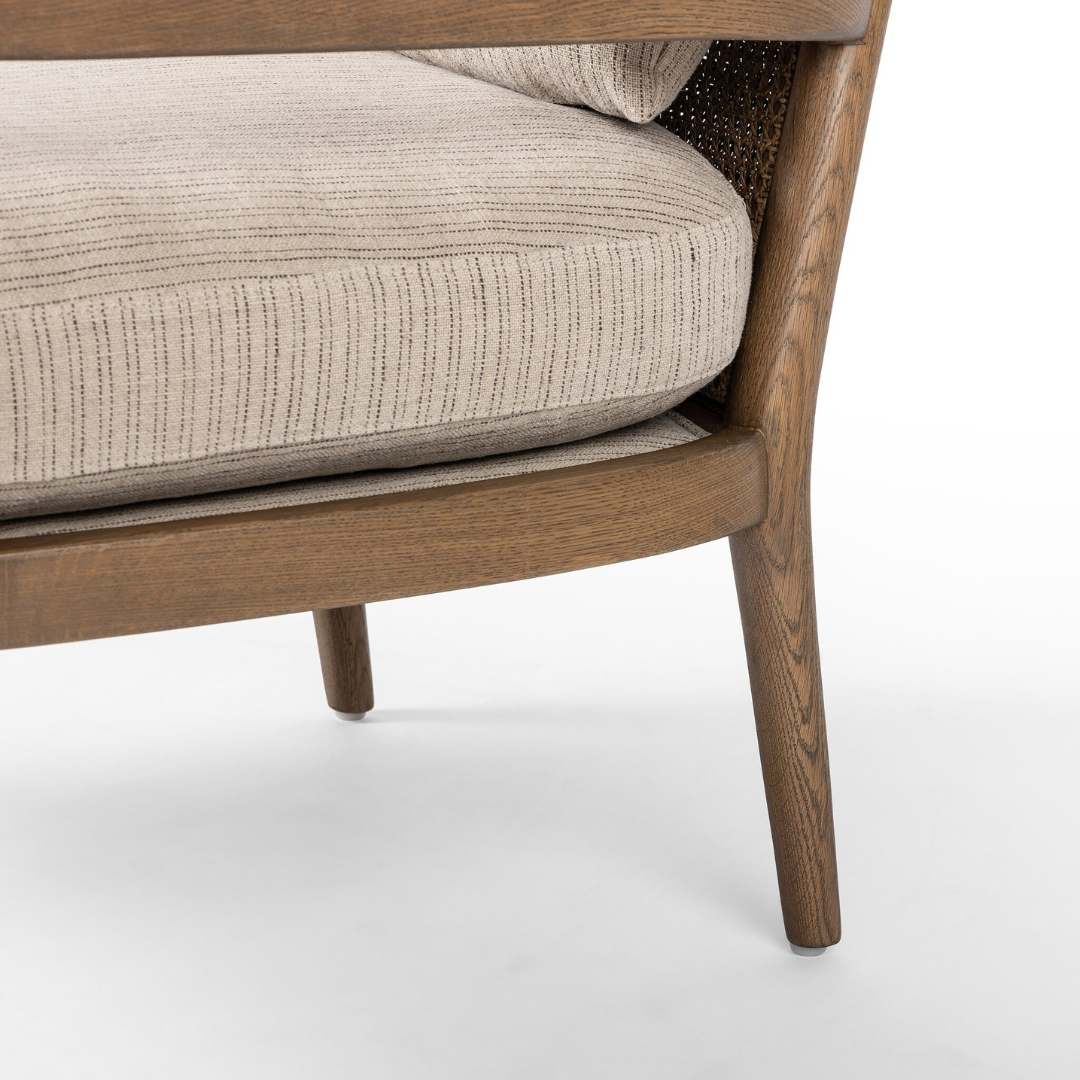 Neera Chair