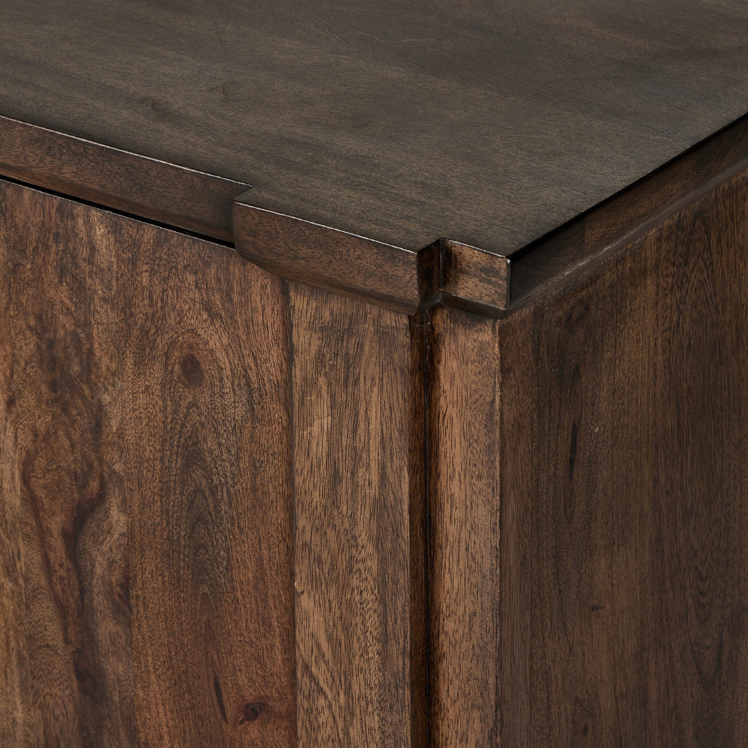 Newland Media Console