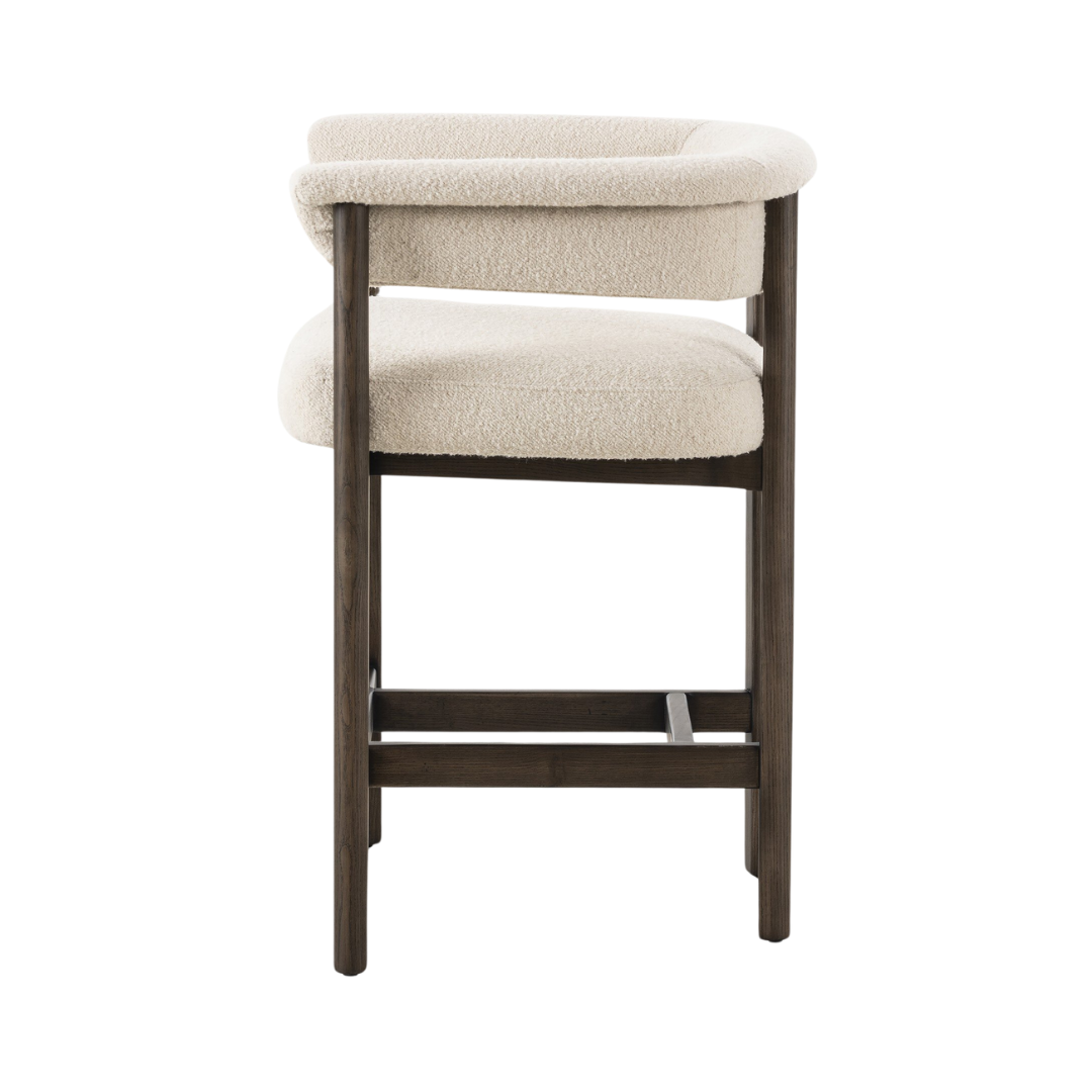 Cassandra Stool