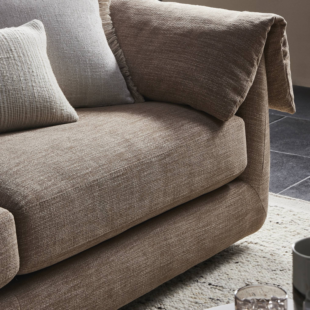 Markell Sofa
