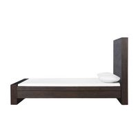 Tannis Bed