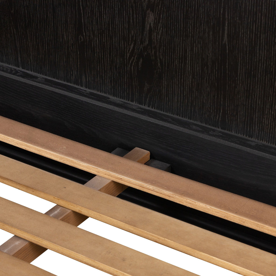 Tobin Bed