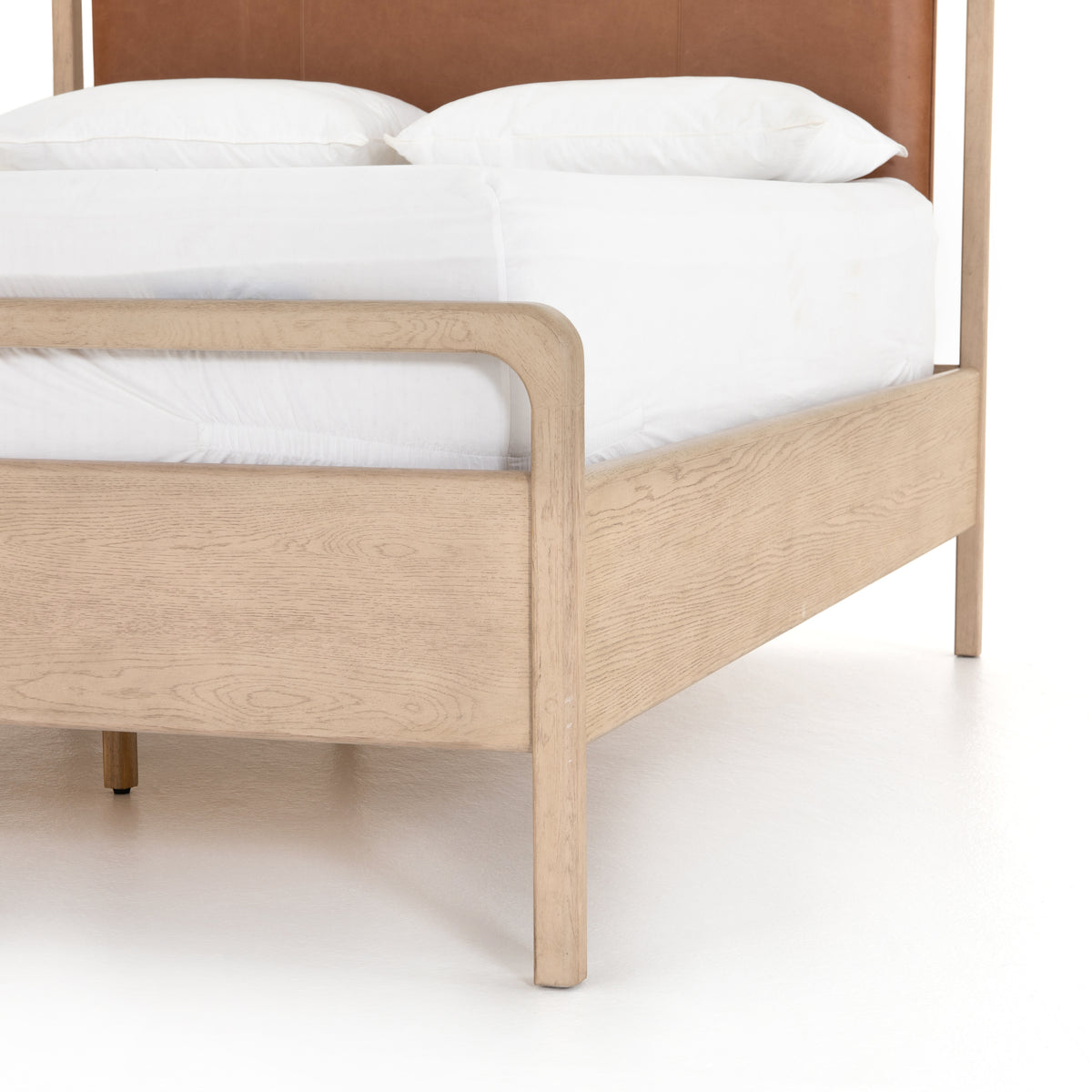 Roxanna Bed