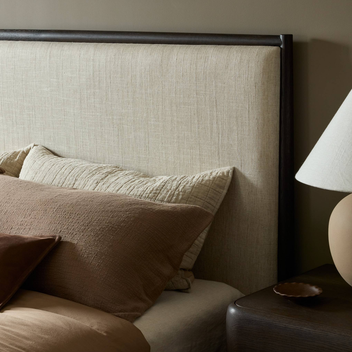 Glenview King Bed [Essence Natural]