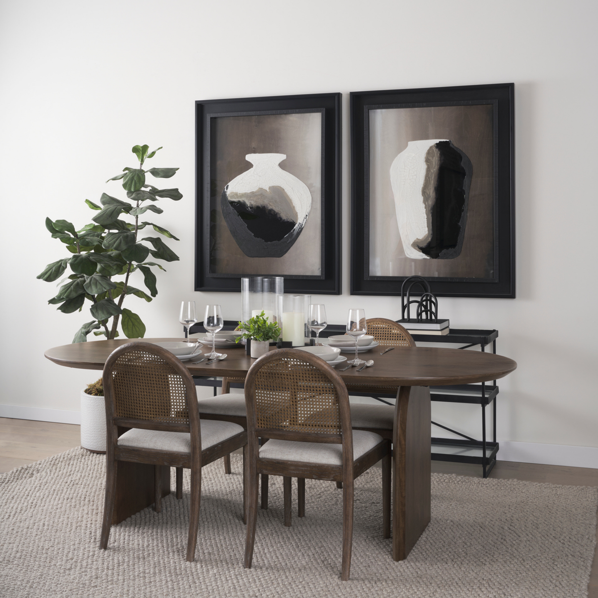 Isla Oval Dining Table
