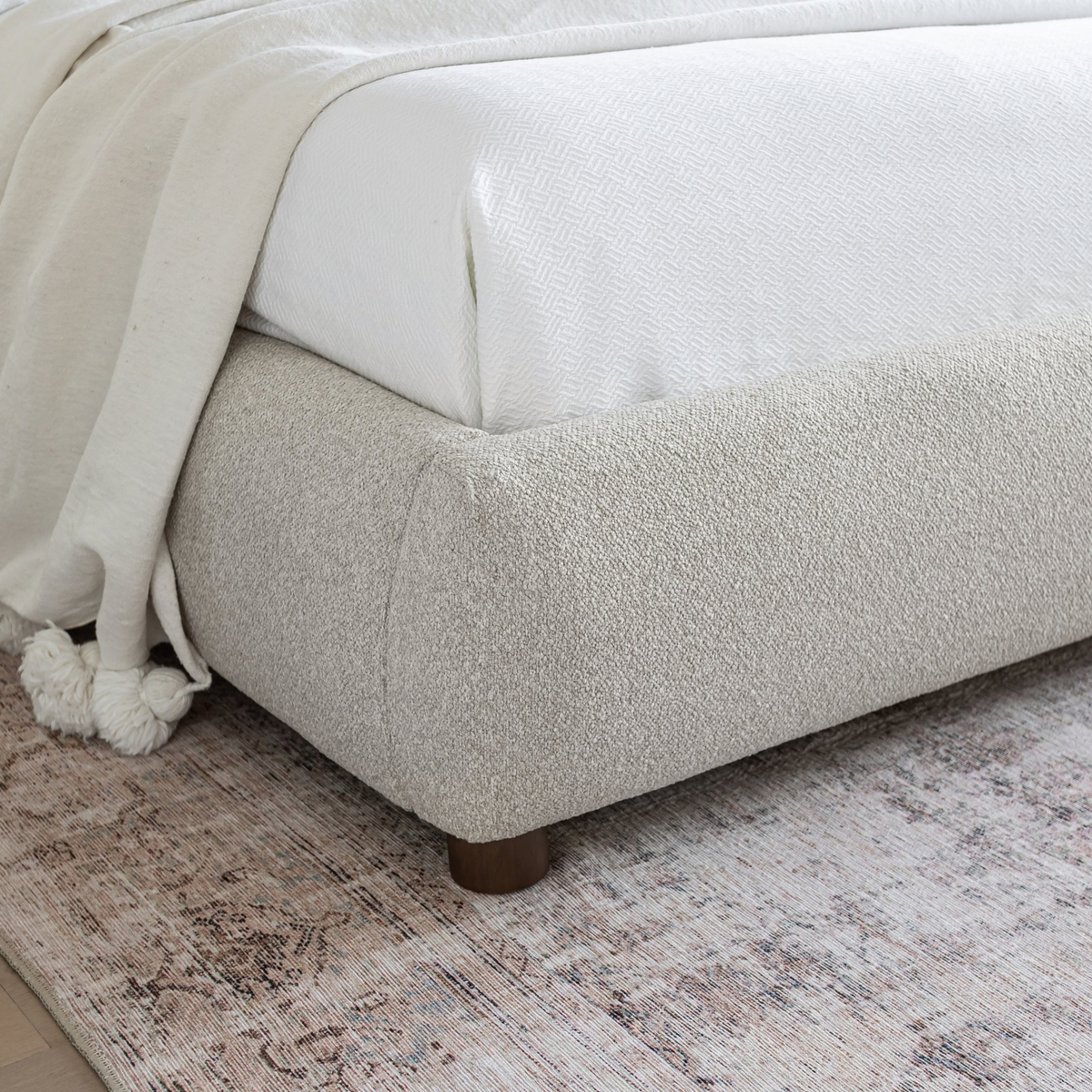 Frieda Bed