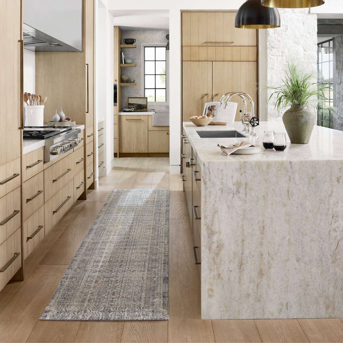 Alie (Amber Lewis × Loloi) ALE-04 Rug [Sky/Stone]