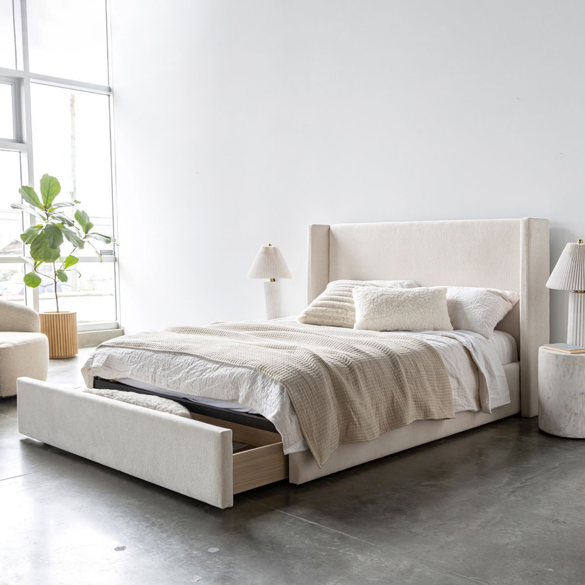 Lizzie Drawer Storage Bed