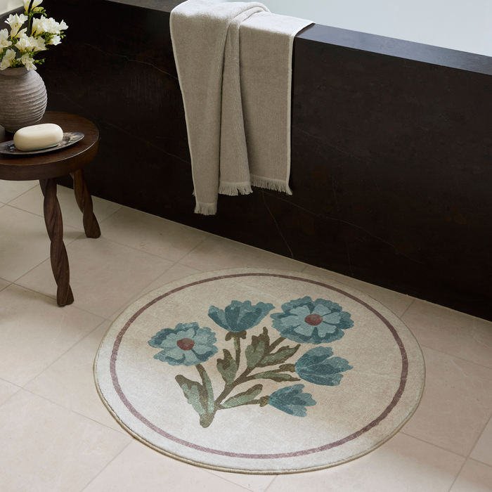 Clove CLO-01 (Chris Loves Julia × Loloi) Round Bath Mat [Ivory/Blue]
