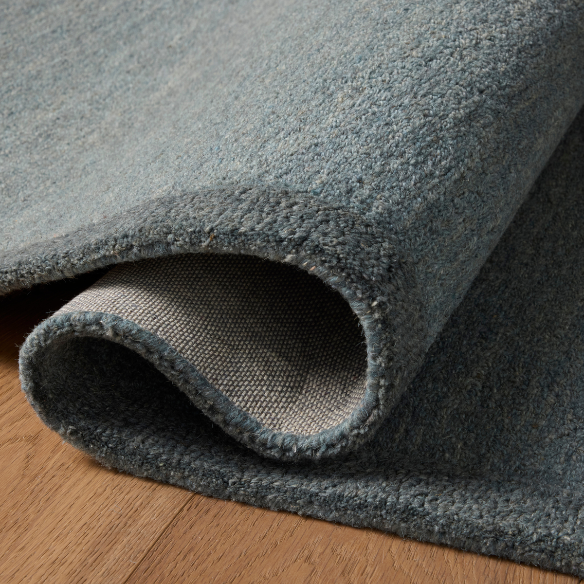Emmeline (Chris Loves Julia × Loloi) EML-01 Rug [Denim/Blue]