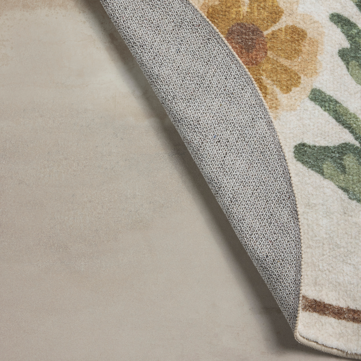 Clove CLO-01 (Chris Loves Julia × Loloi) Round Bath Mat [Ivory/Yellow]