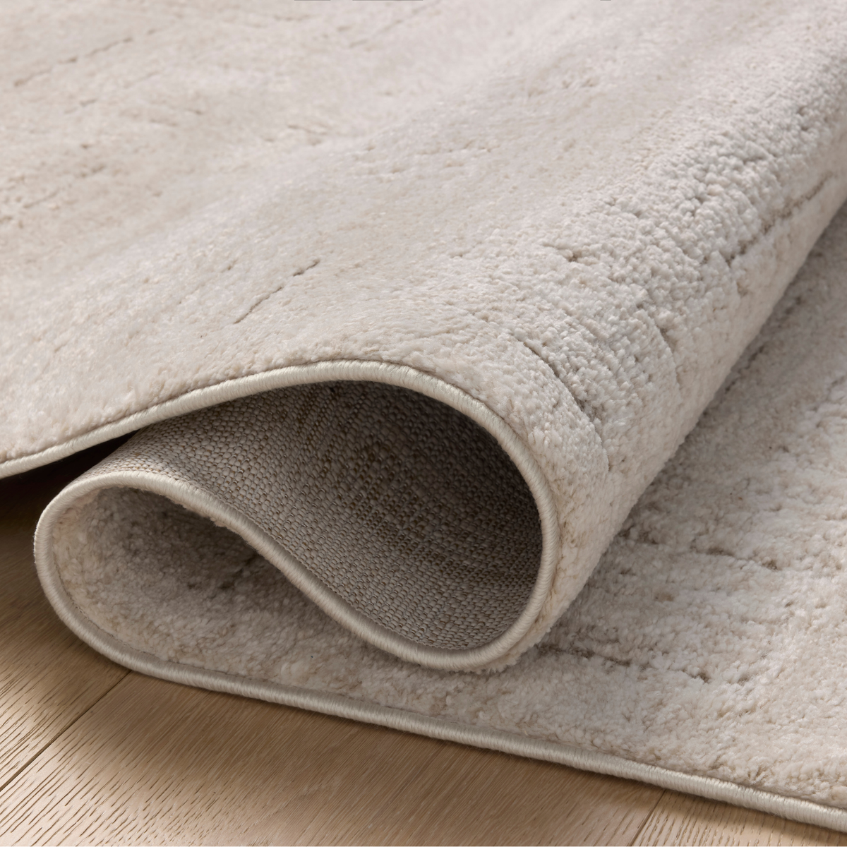 Monty (Amber Lewis × Loloi) MOT-01 Rug [Ivory/Taupe]