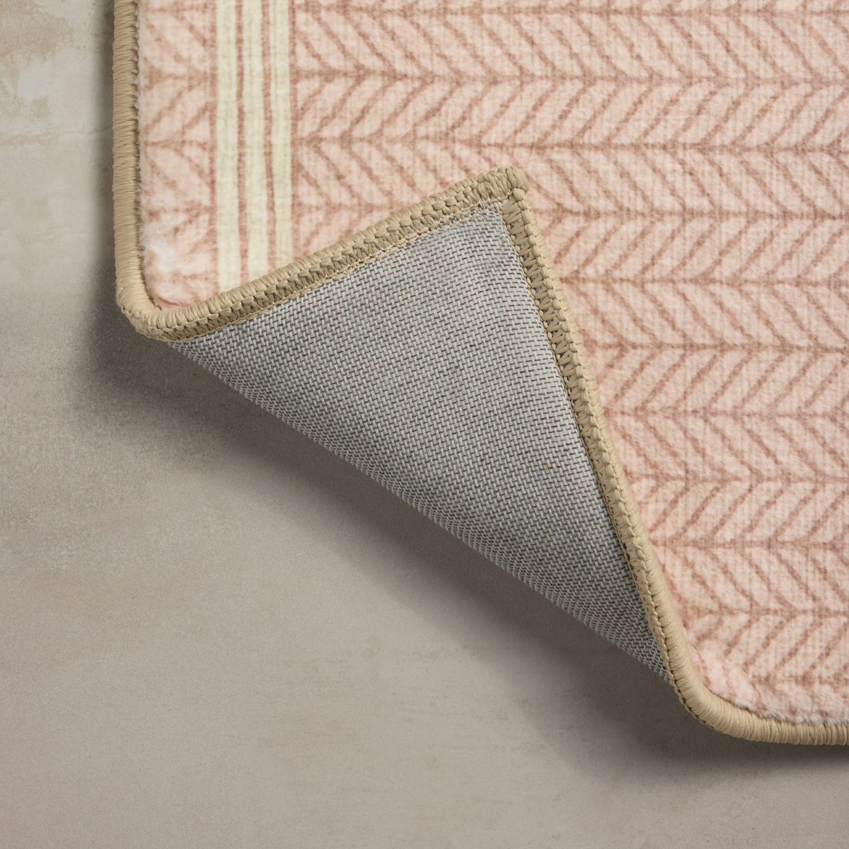 Marvin (Chris Loves Julia × Loloi) MRV-01 Bath Mat [Blush/Ivory]