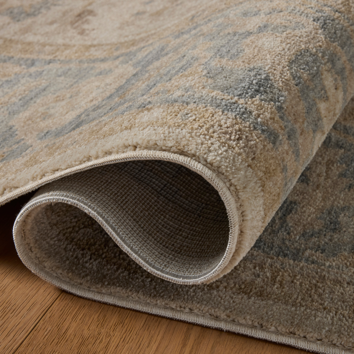 Zenith ZEN-04 Rug [Antique Ivory/Ocean]