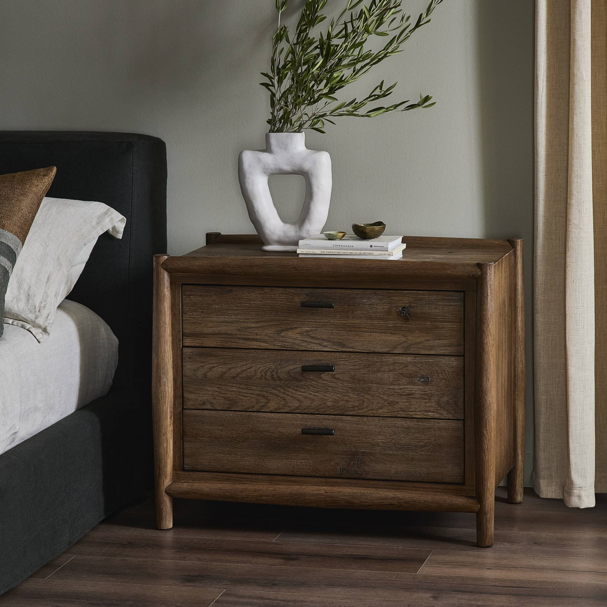 Glenview Nightstand [Weathered Oak]