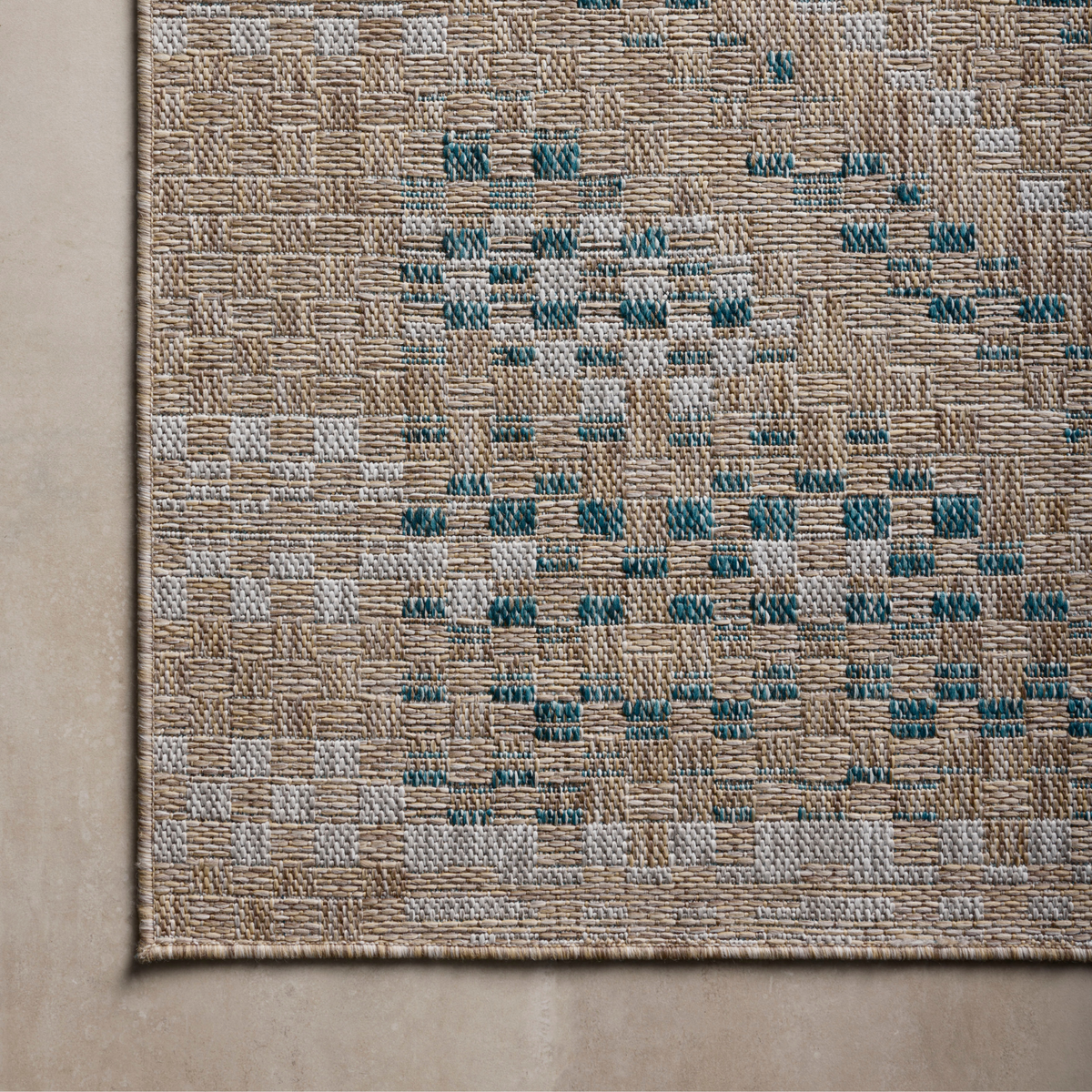 Topanga (Amber Lewis × Loloi) TOP-04 Indoor/Outdoor Rug [Natural/Aqua]