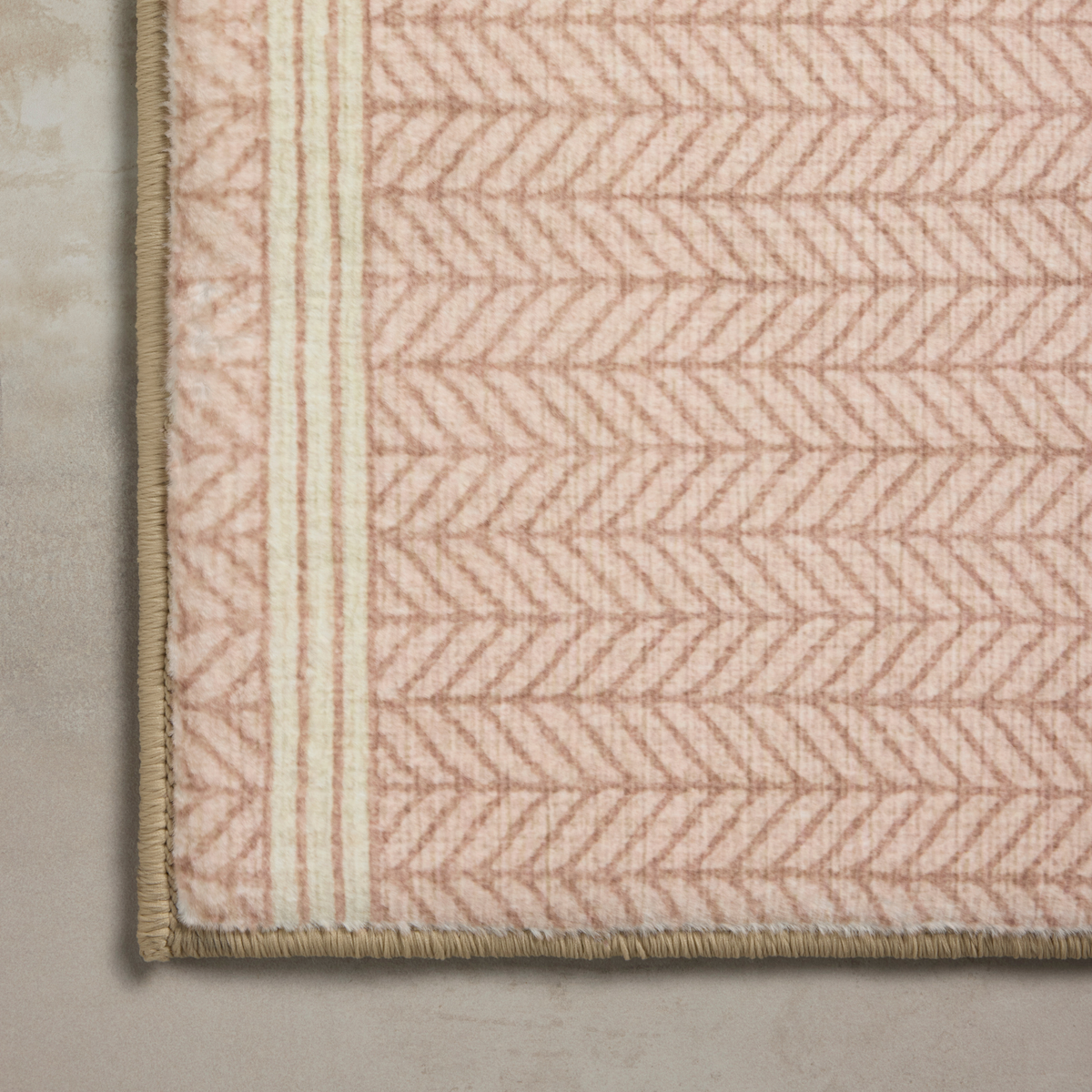 Marvin (Chris Loves Julia × Loloi) MRV-01 Bath Mat [Blush/Ivory]