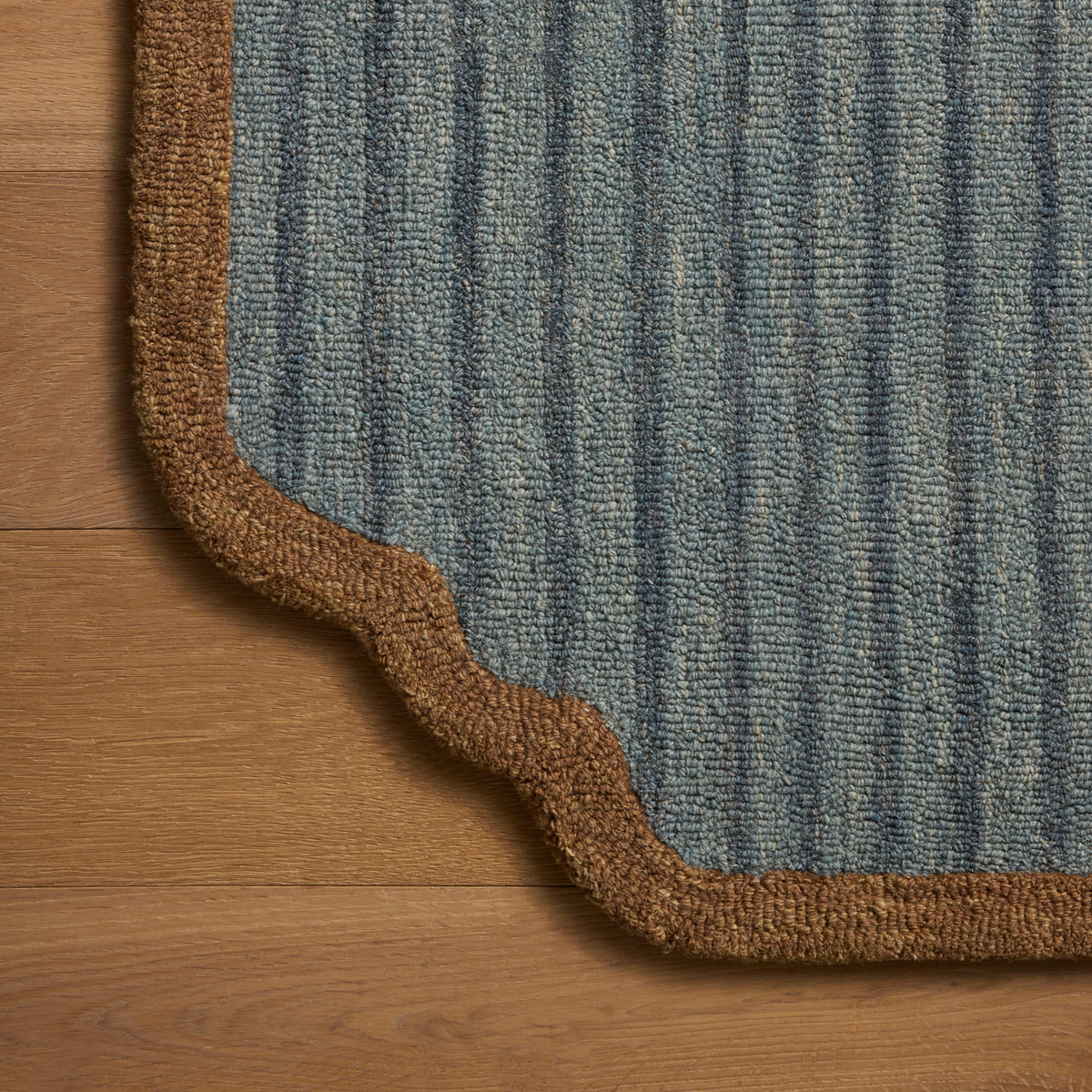 Emmeline (Chris Loves Julia × Loloi) EML-01 Rug [Denim/Bronze]