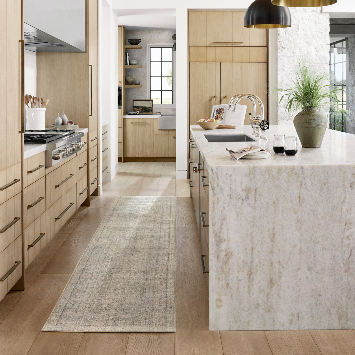 Alie (Amber Lewis × Loloi) ALE-03 Rug [Taupe/Dove]