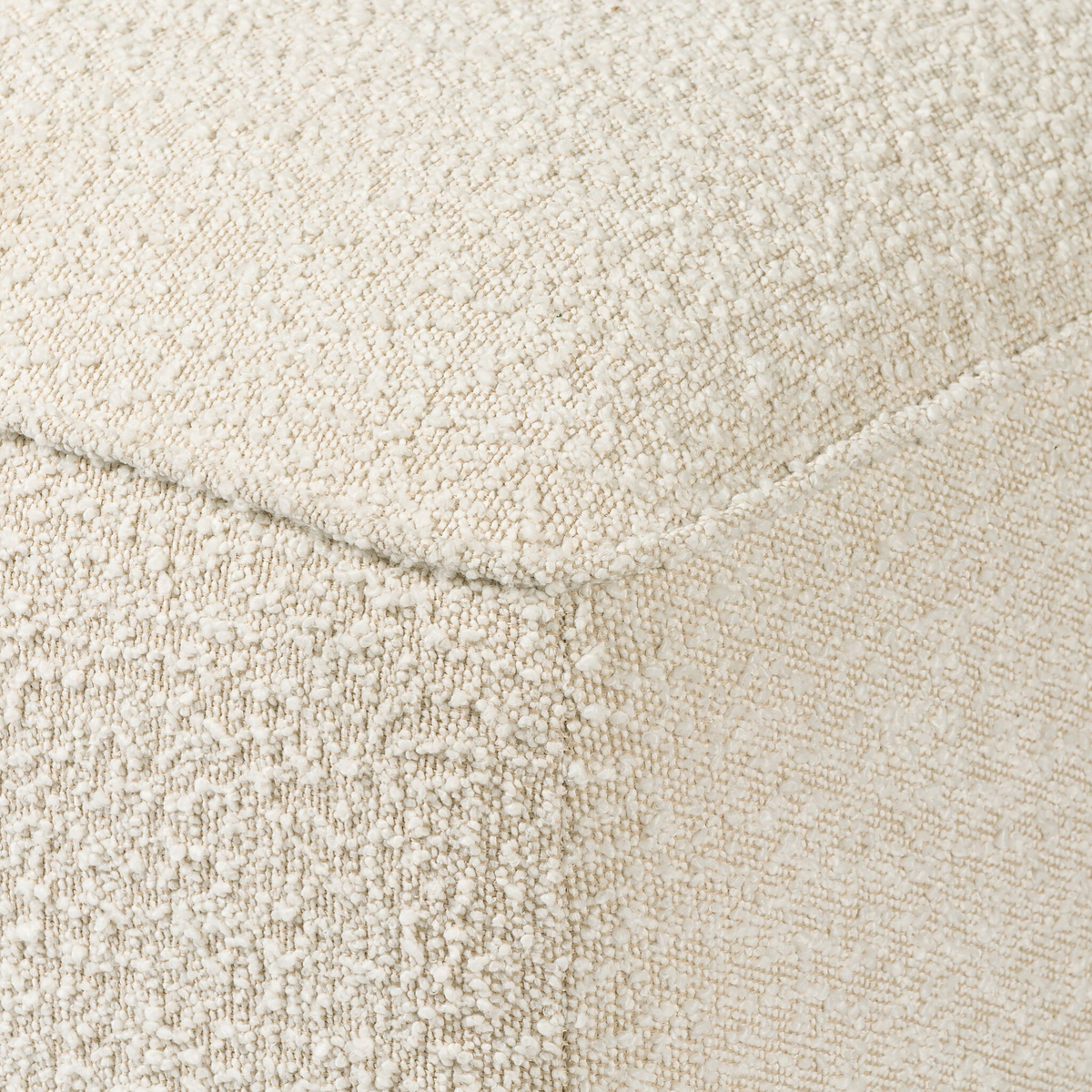 Sinclair Accent Bench [Performance Fabric]