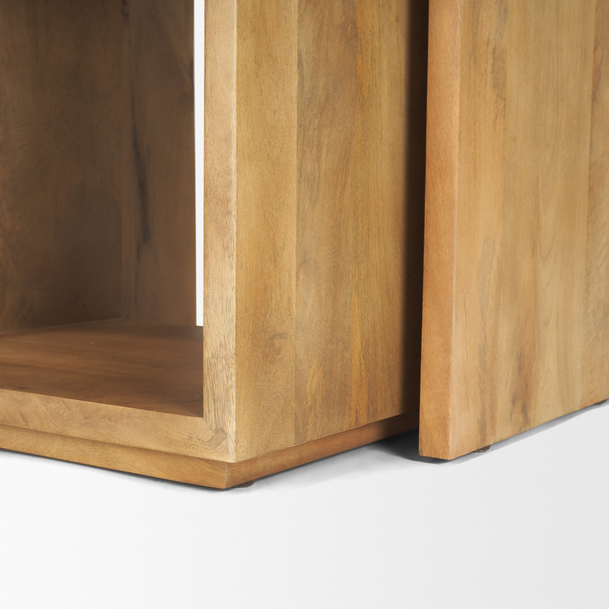Alanna Nesting Accent Table Set