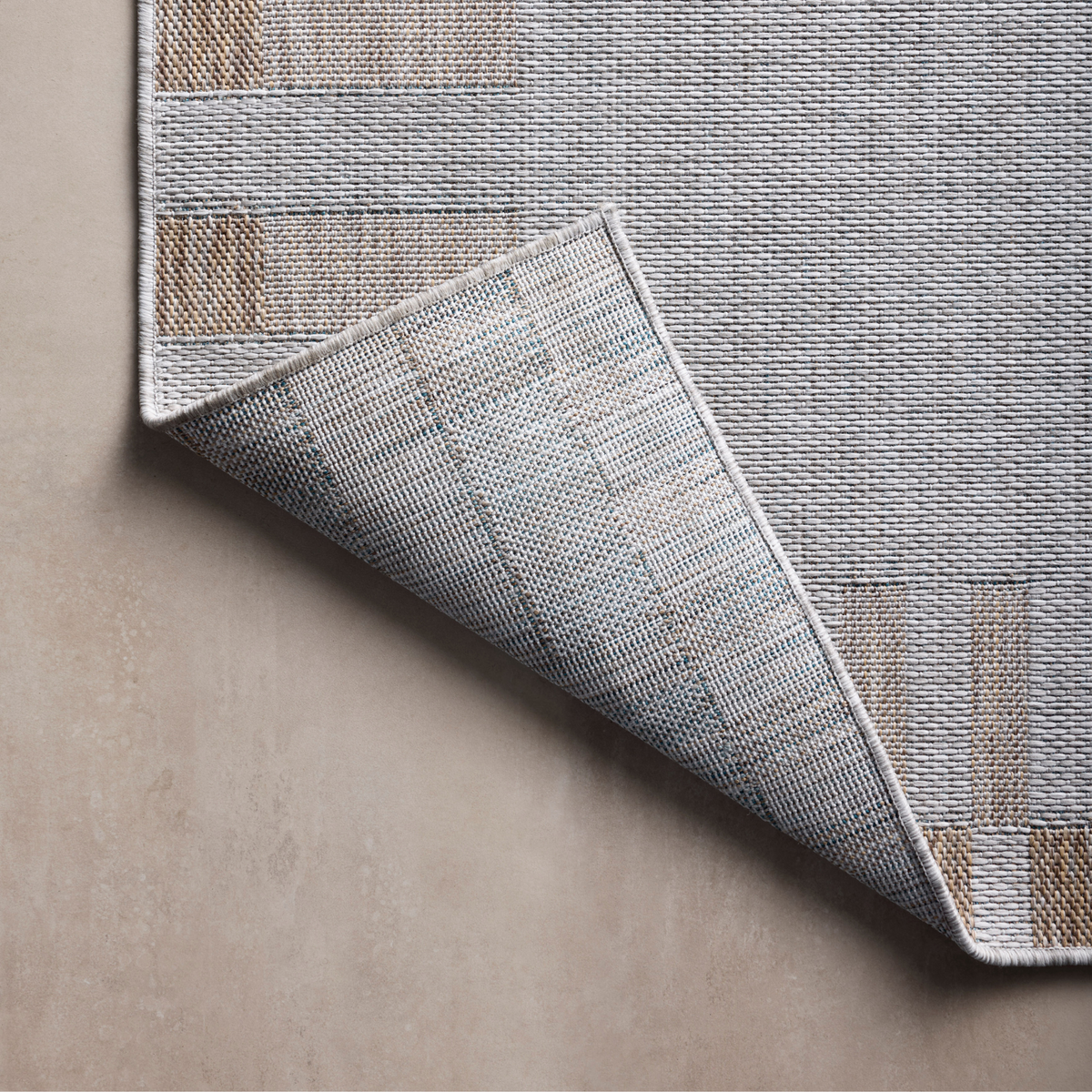 Topanga (Amber Lewis × Loloi) TOP-08 Indoor/Outdoor Rug [Silver/Natural]