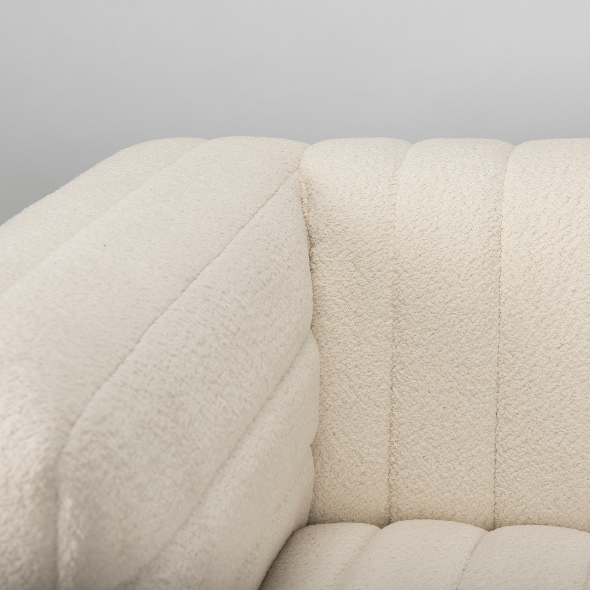Ricciardo Chair [Cream Boucle]
