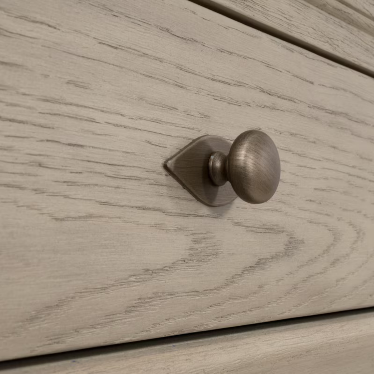 Oscar 8-Drawer Double Dresser