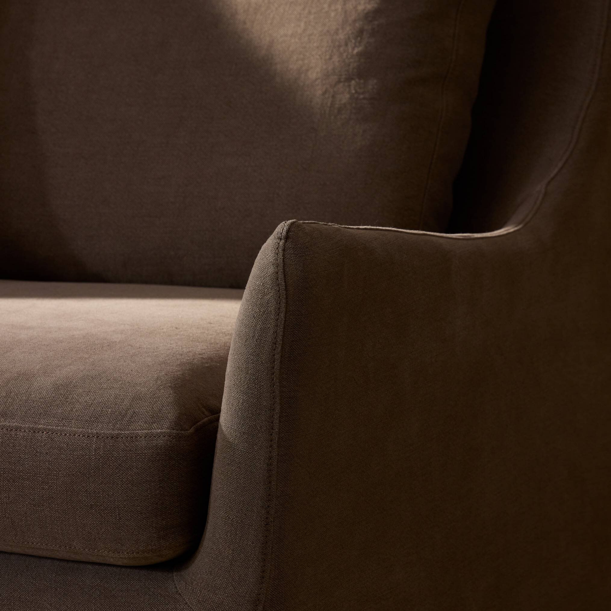 Monette Slipcover Corner Sectional [in Broadway Coffee]