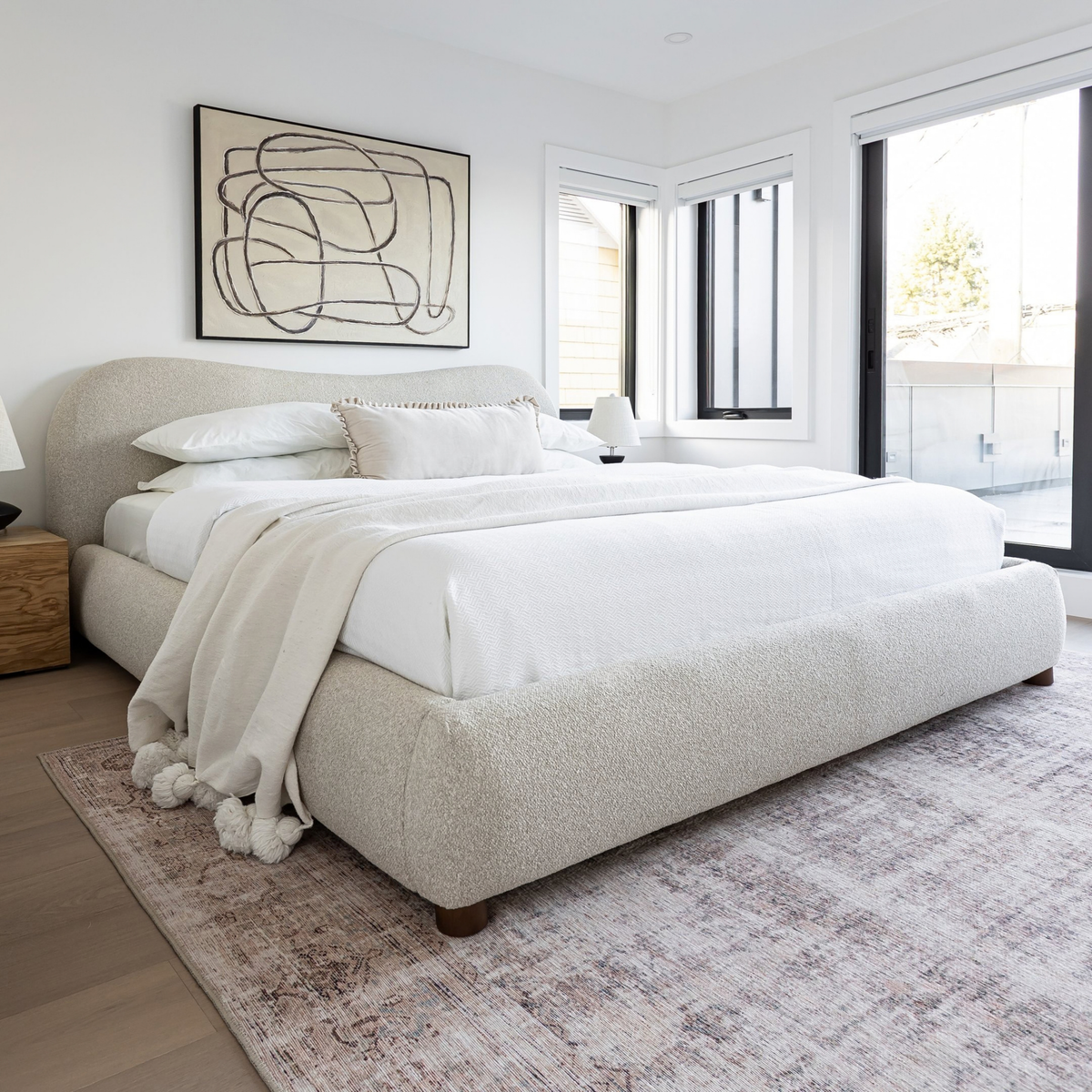 Frieda Bed