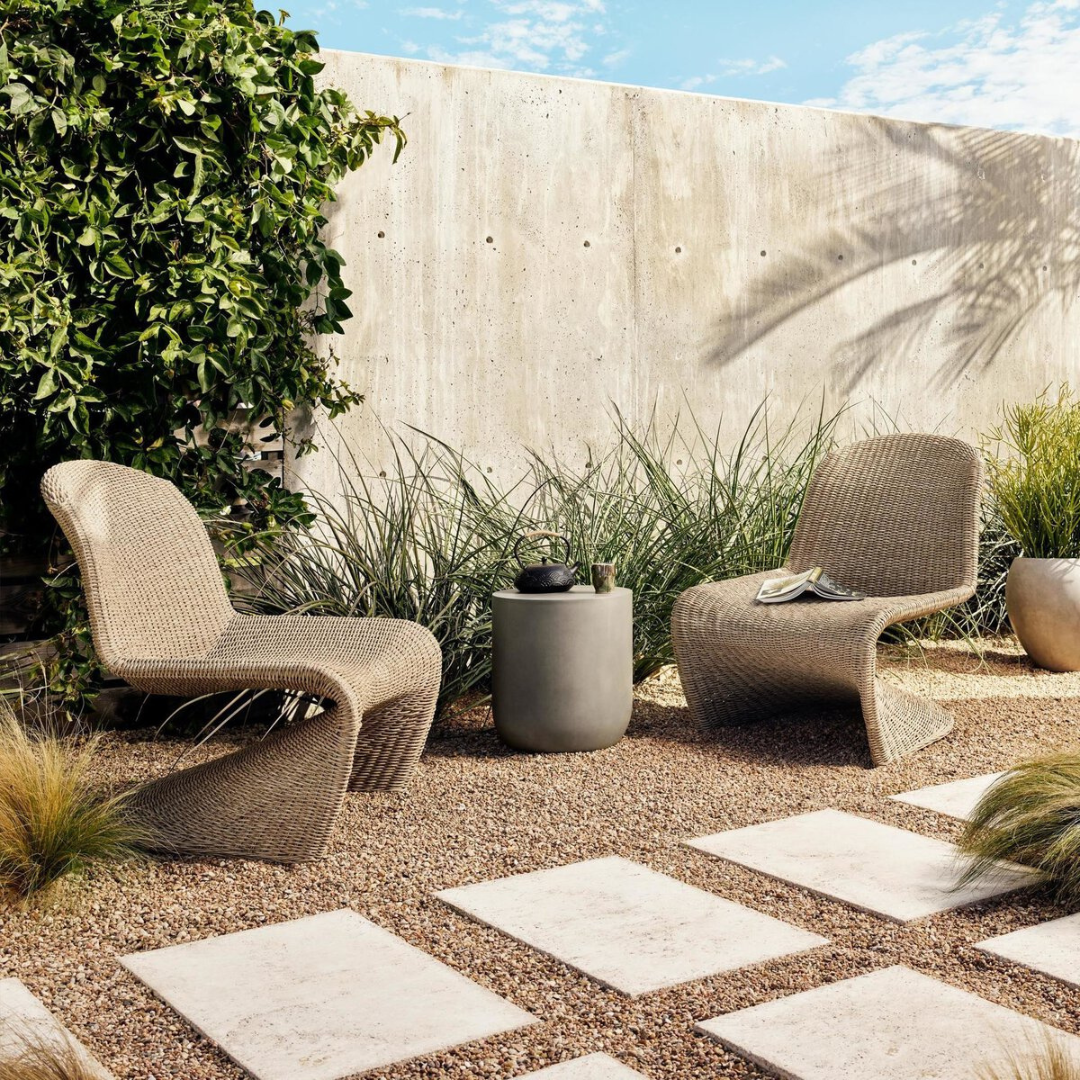 Iverna Round End Table