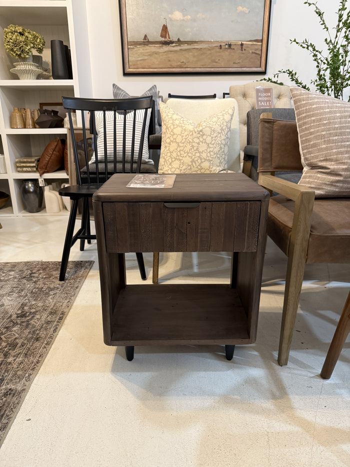 Lineo Nightstand FLOOR MODEL