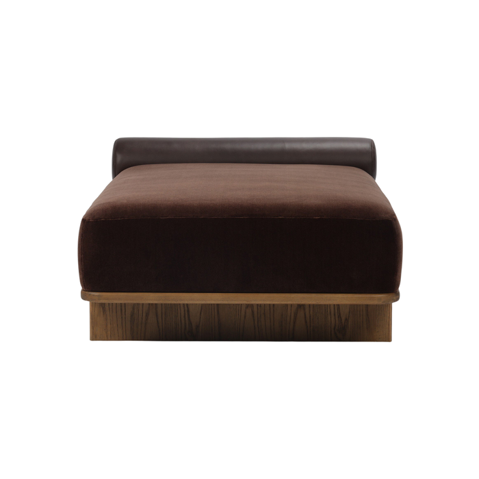 Tilley Chaise