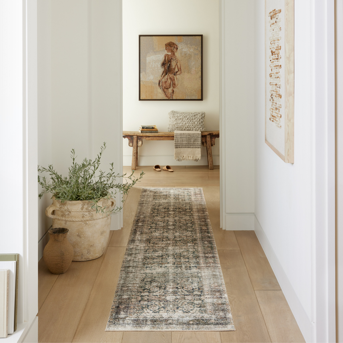 Morgan (Amber Lewis × Loloi) MOG-02 Rug [Navy/Sand]