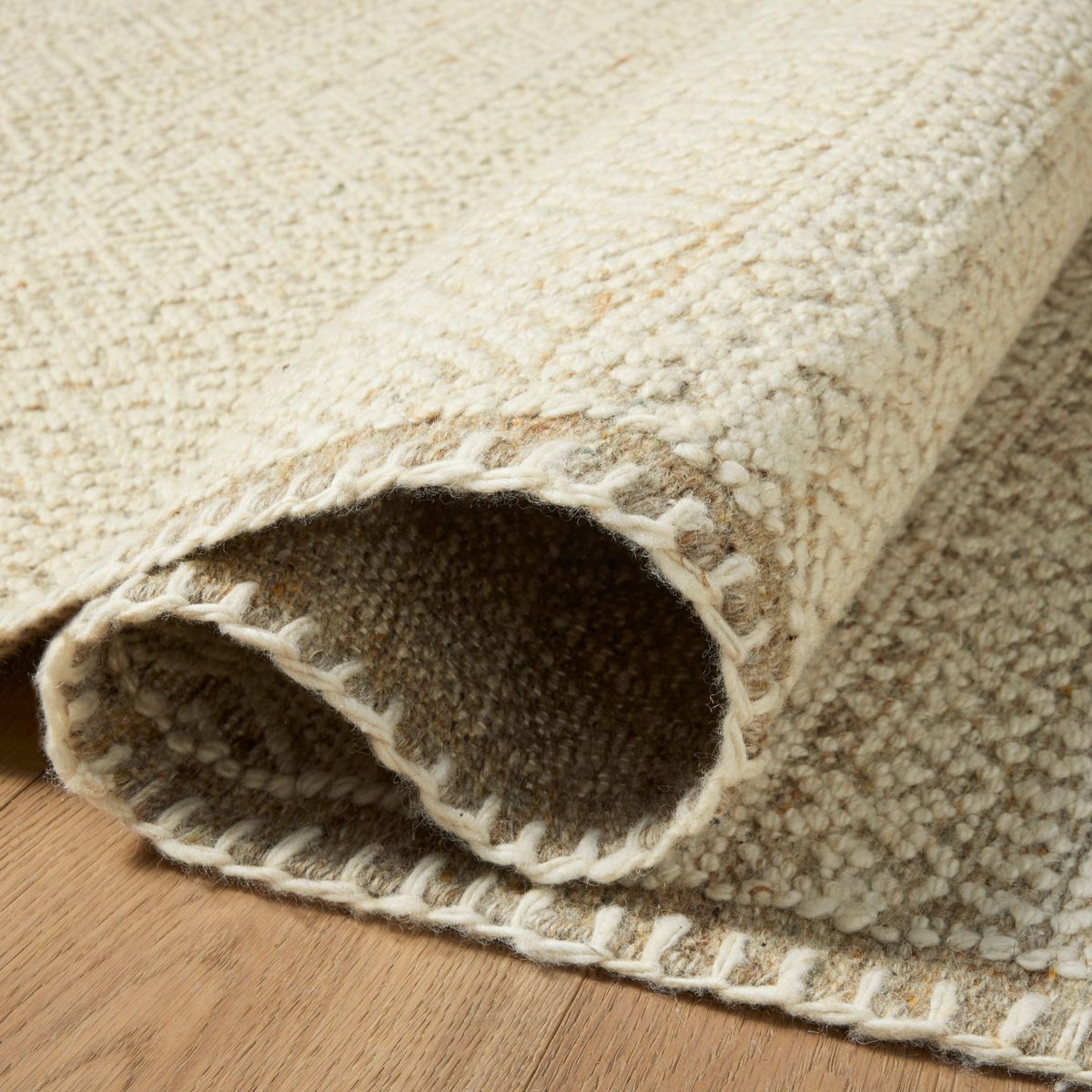 Bowie (Amber Lewis × Loloi) BOE-02 Rug [Ivory/Taupe]