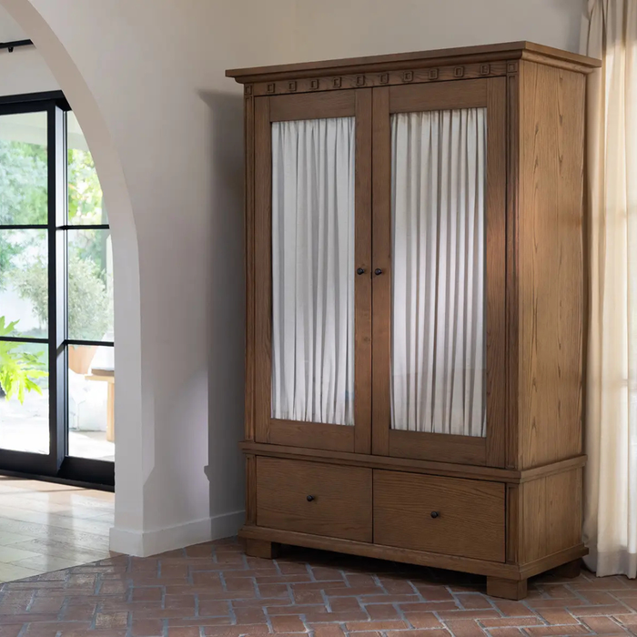 Lissie Cabinet