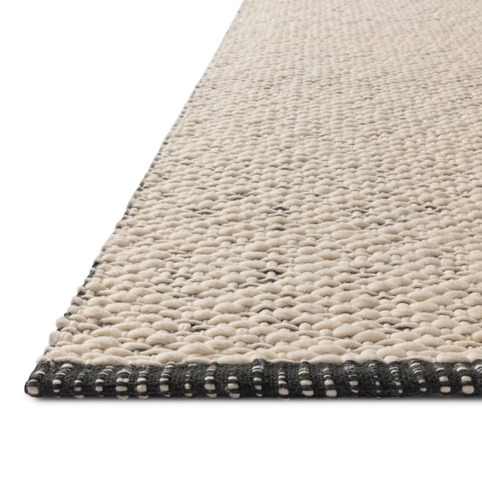 Betty BET-01 (MH) Ivory/Black Rug