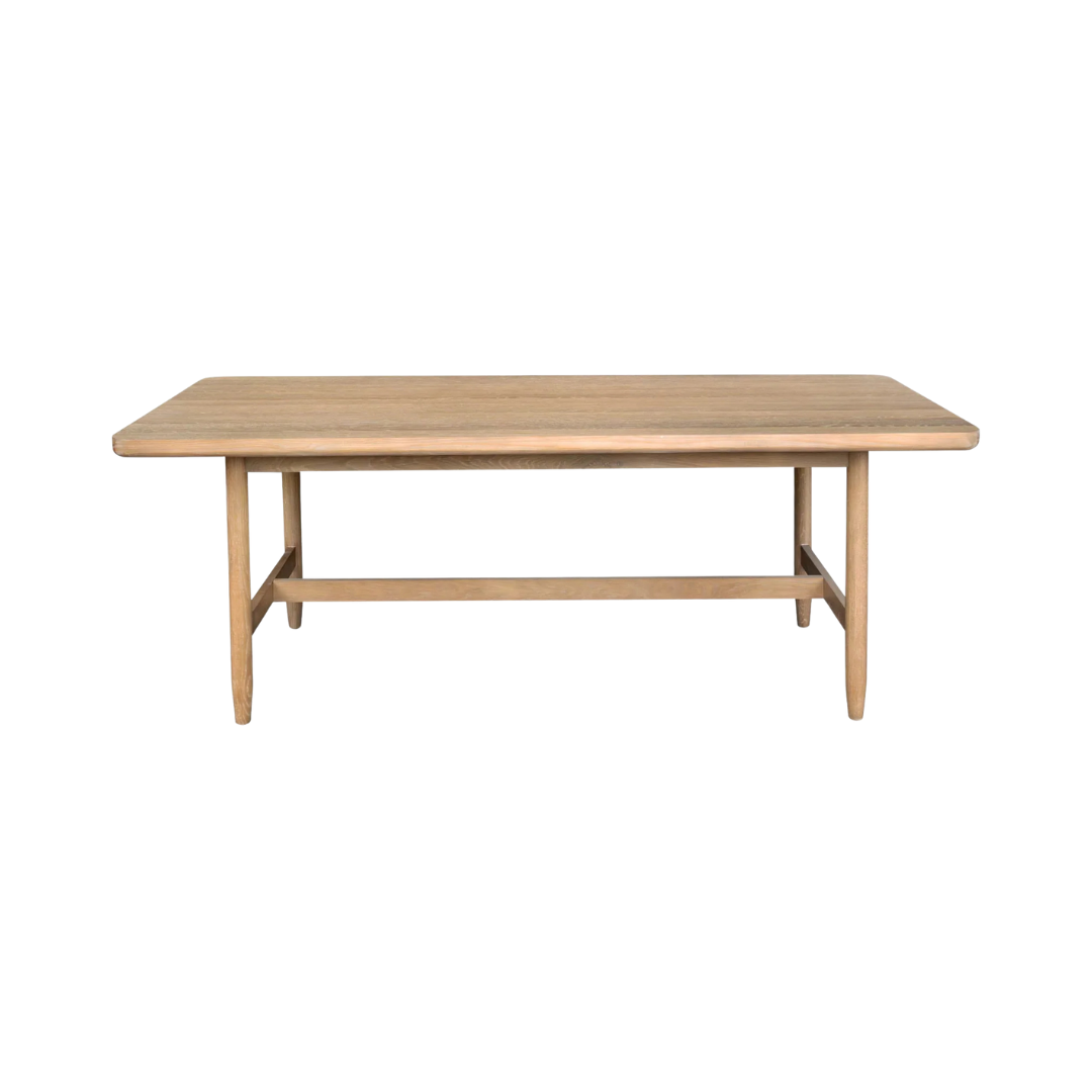 Kamelia Dining Table
