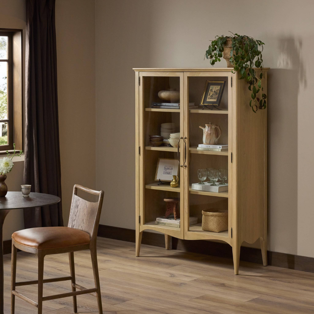 Gentry Cabinet