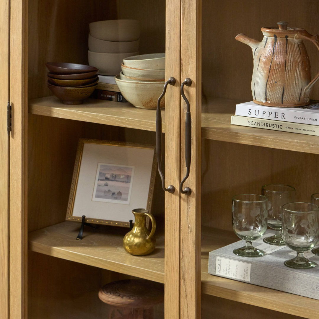Gentry Cabinet