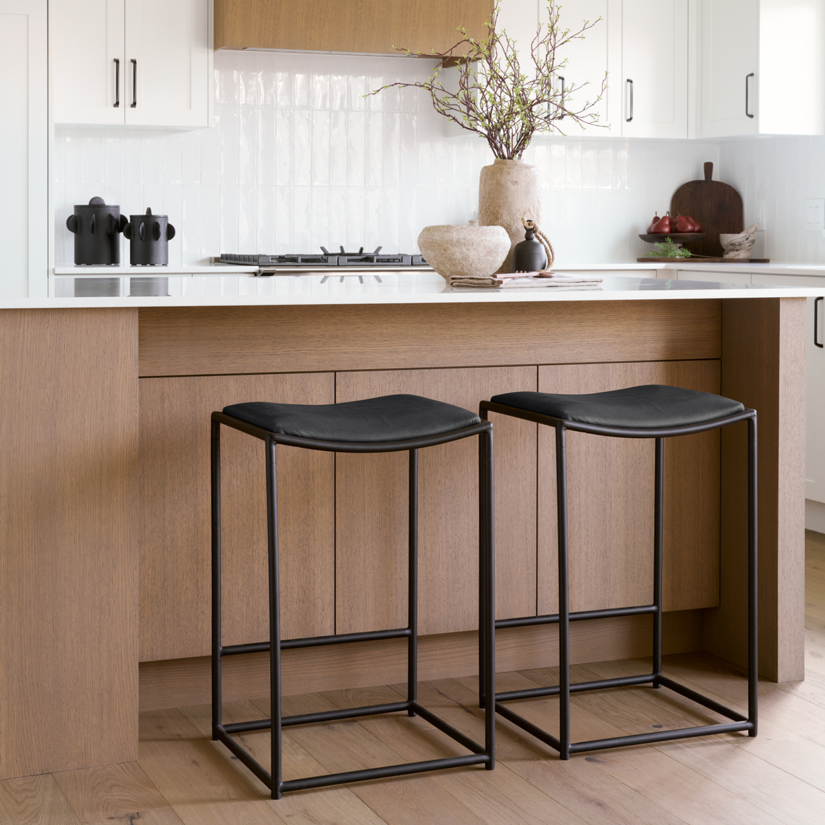 Taniel Counter Stool