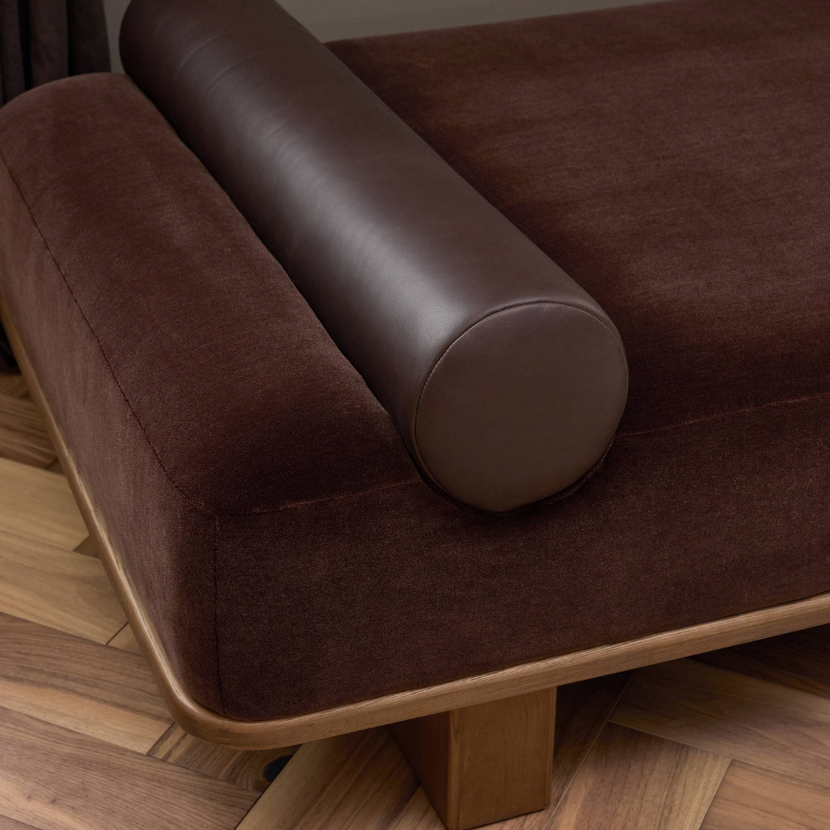Tilley Chaise