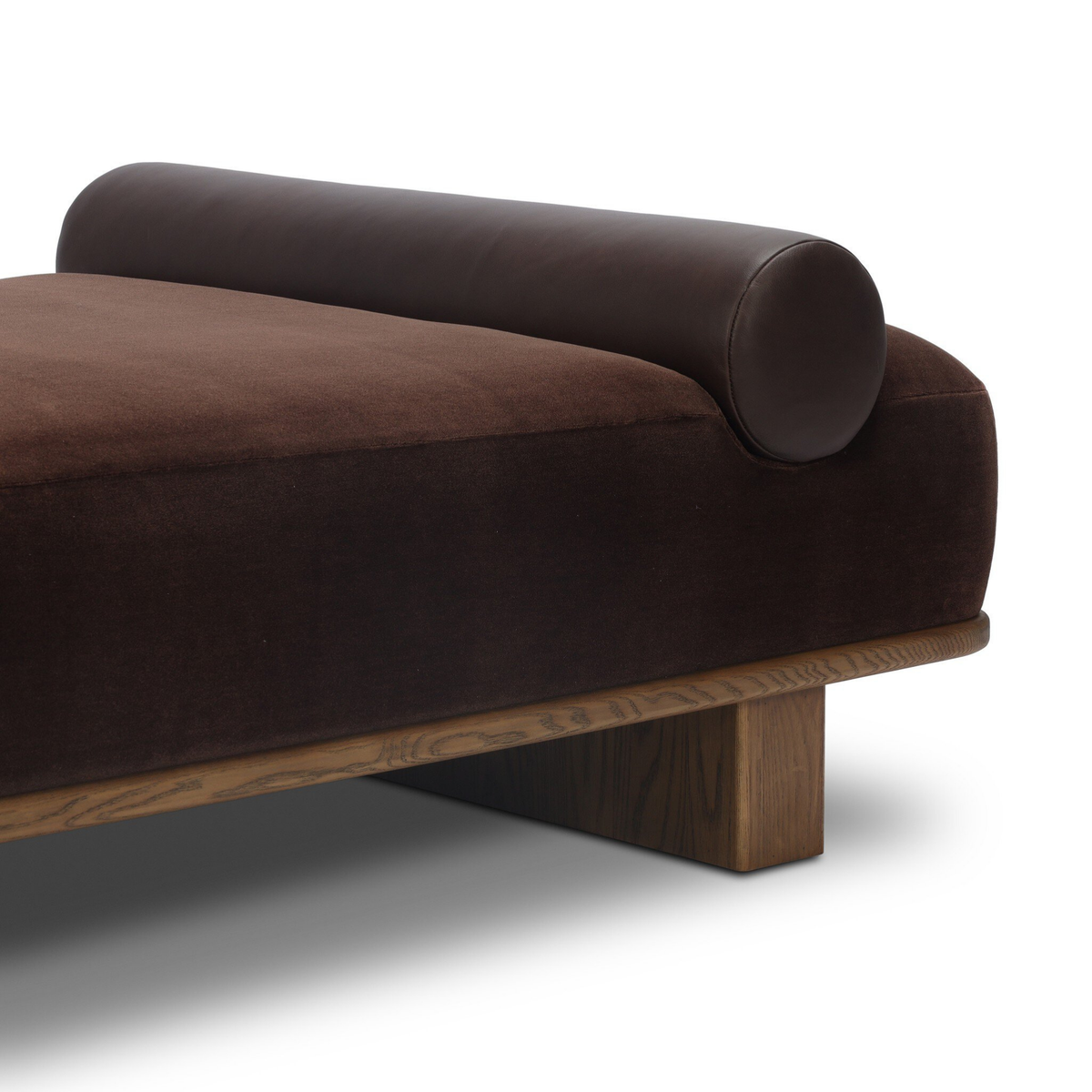 Tilley Chaise