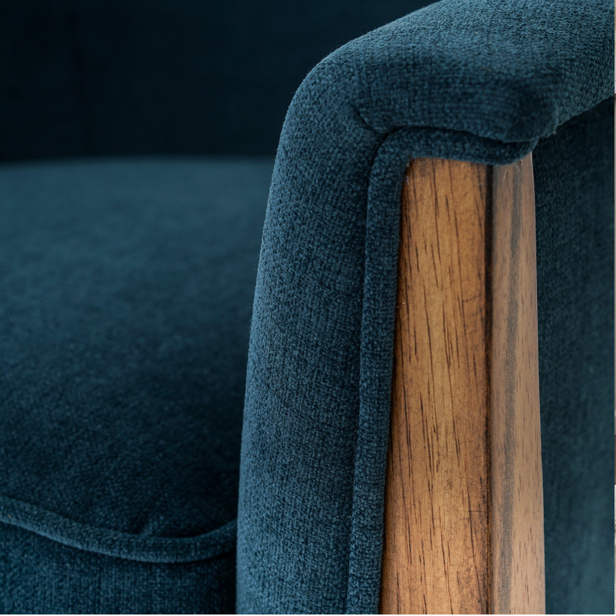 Naya Chair
