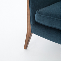 Naya Chair